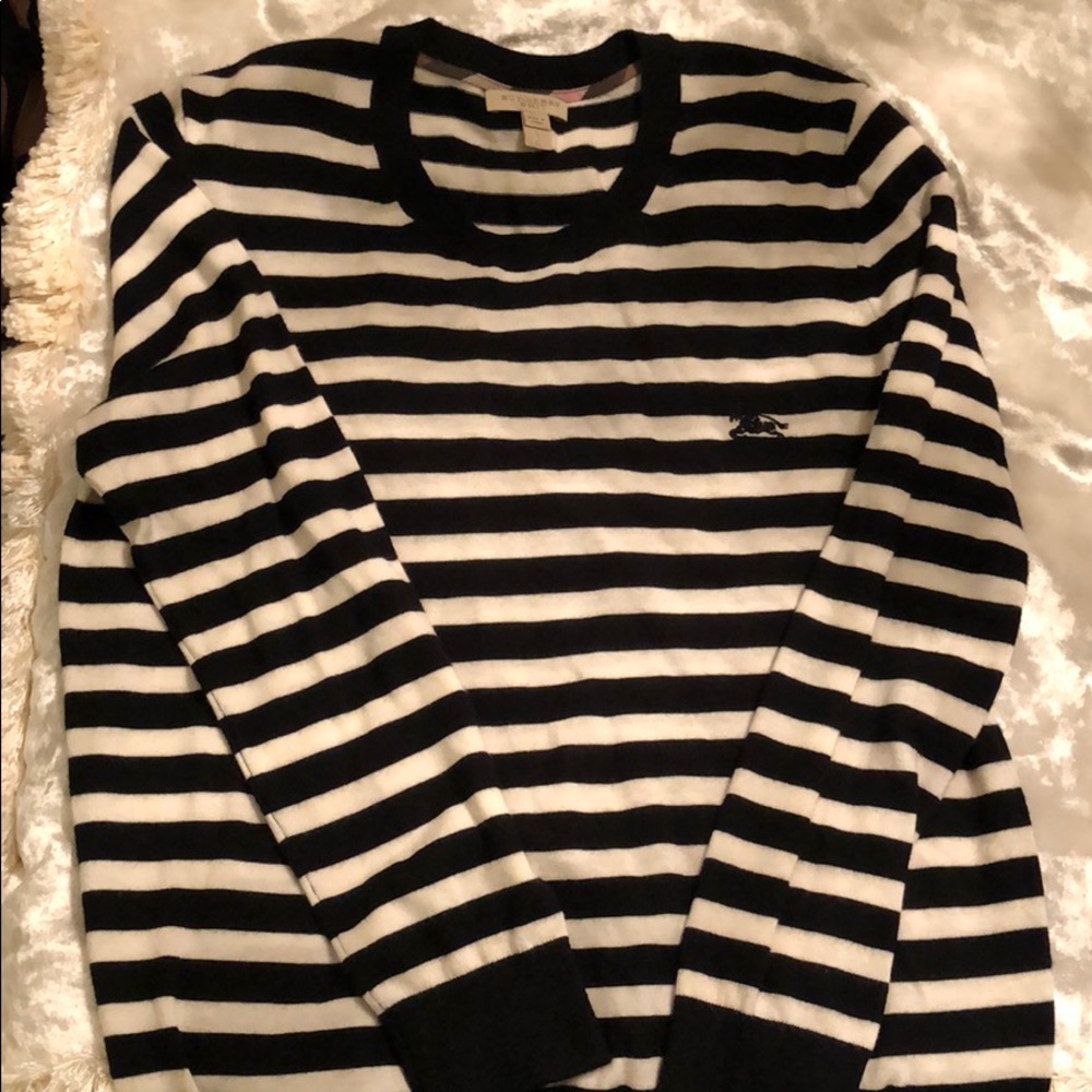 Burberry sweater
